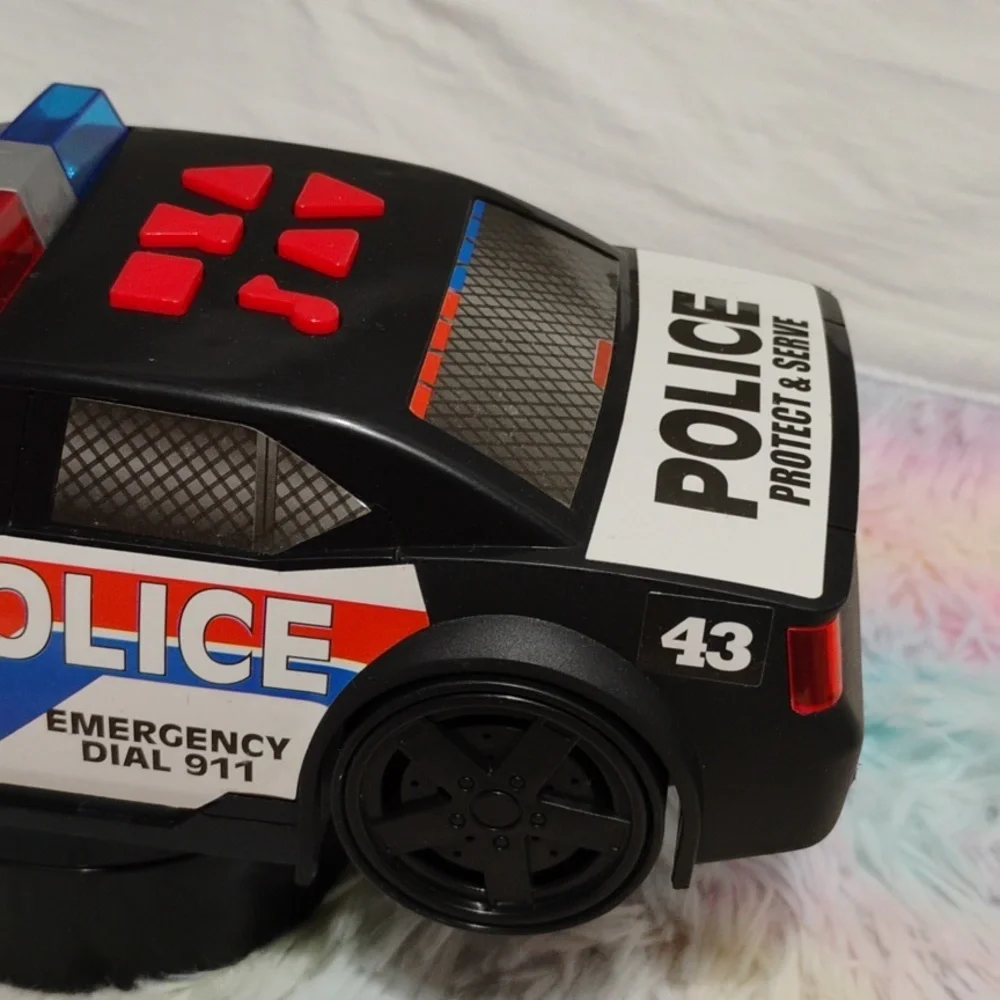 (#16) Liberty Imports Motorized Police Cruiser Works Great